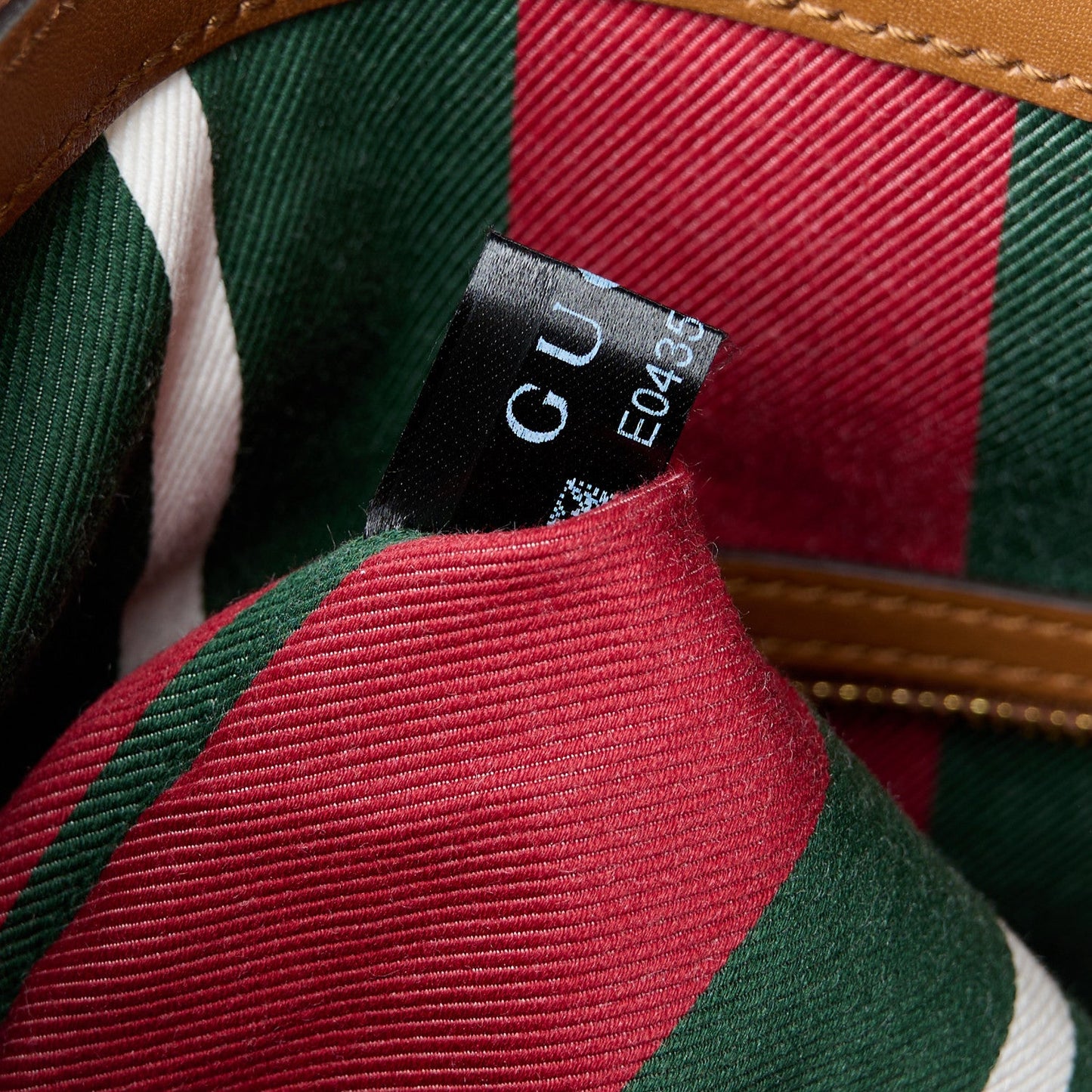 Gucci GG Supreme Monogram Emblem Medium Shoulder Bag