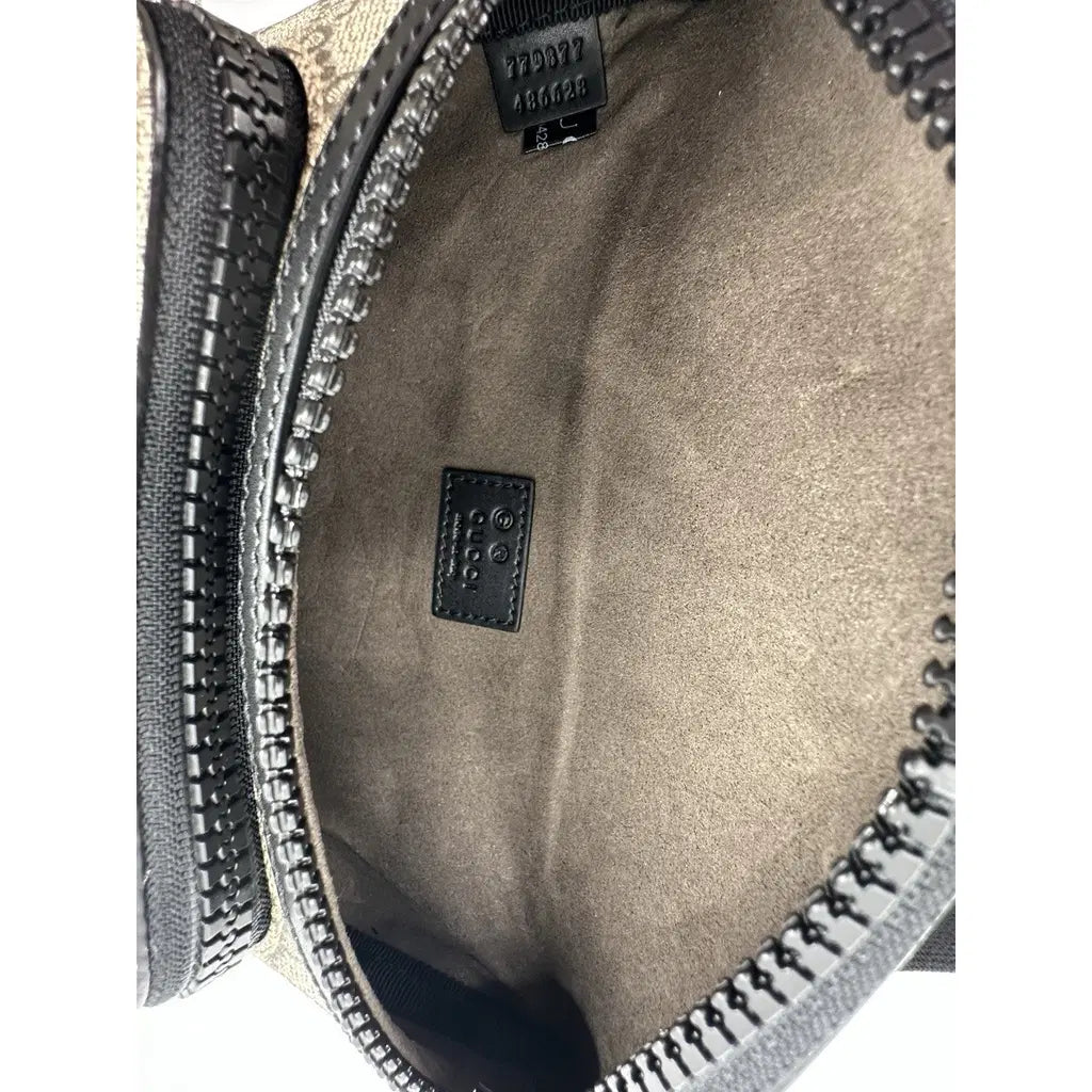 GUCCI GG Supreme Canvas Unisex Belt Bag