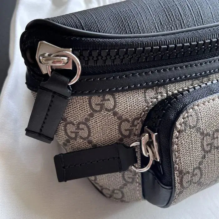 GUCCI GG Supreme Canvas Unisex Belt Bag